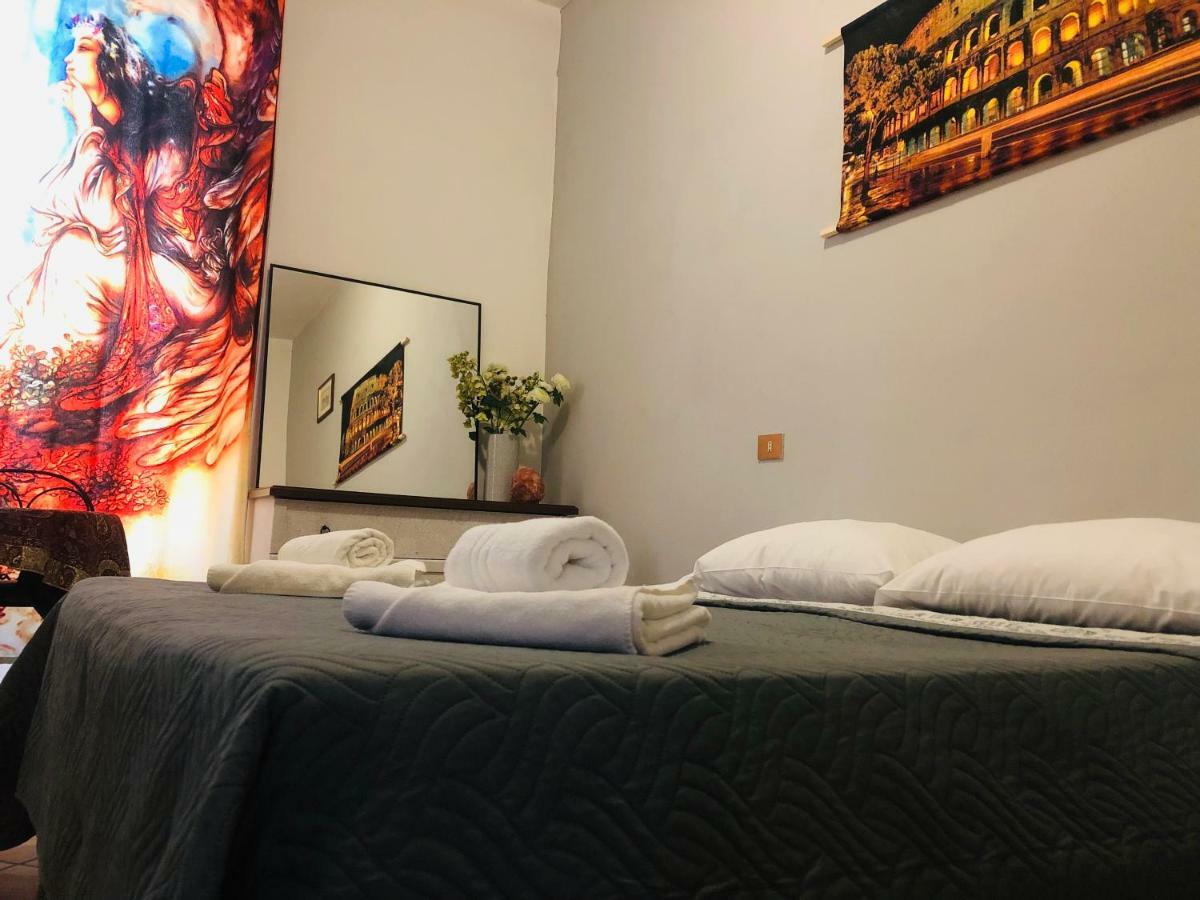 Parisa Suite Rom Exteriör bild