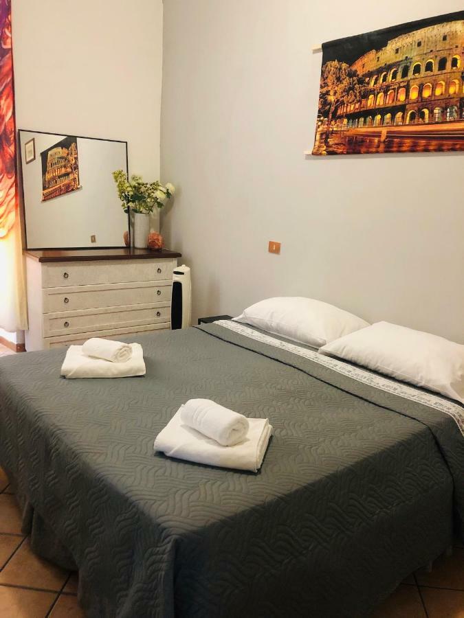 Parisa Suite Rom Exteriör bild